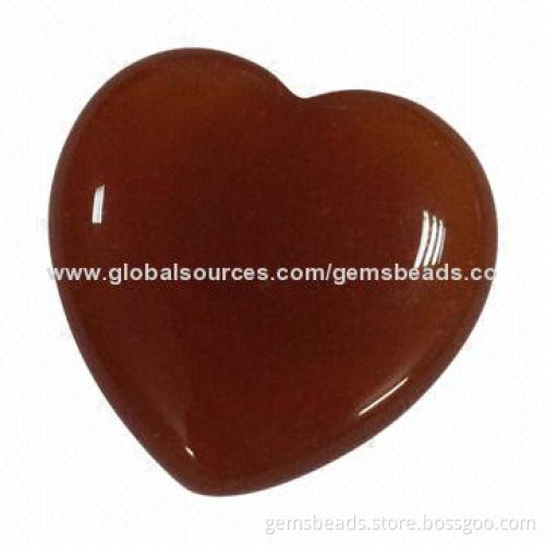 Fashion heart pendant in gemstones